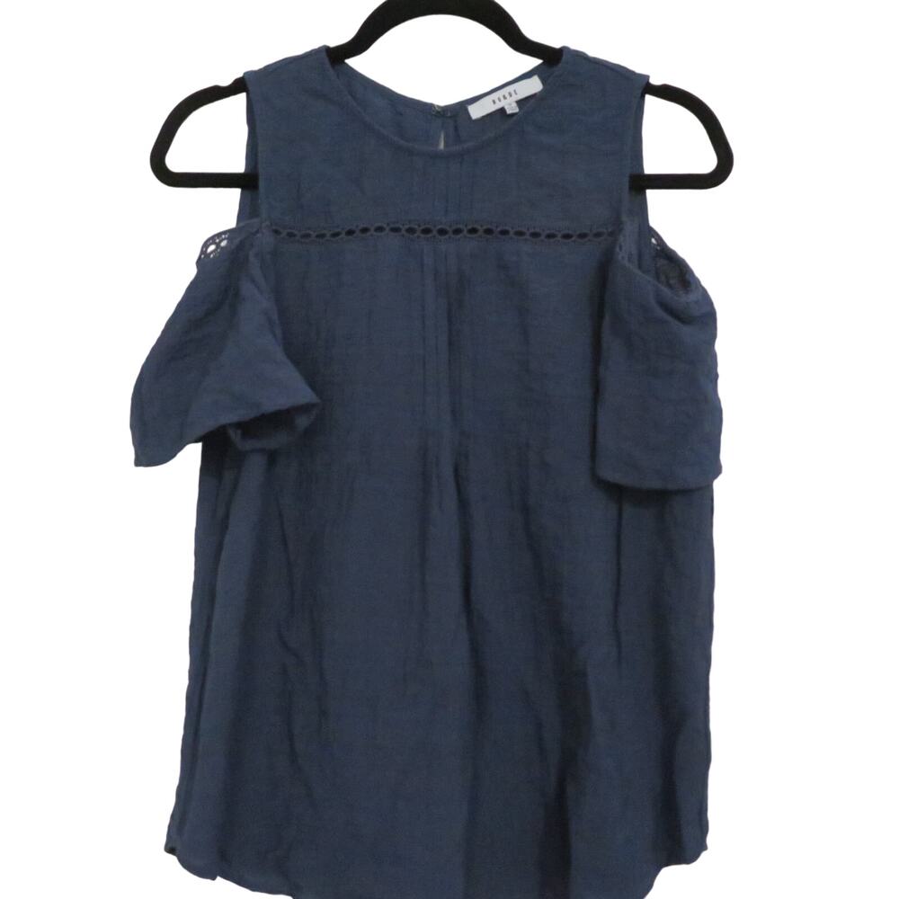 RO & DE Womens Sz M Smoky Blue Cold Shoulder Blue Top Crochet Detail